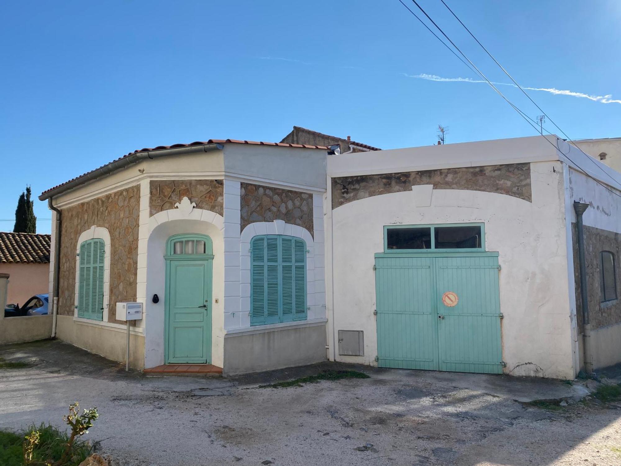 Jolie Studio Climatise Avec Parking Et Proche De La Mer Carqueiranne Exterior photo